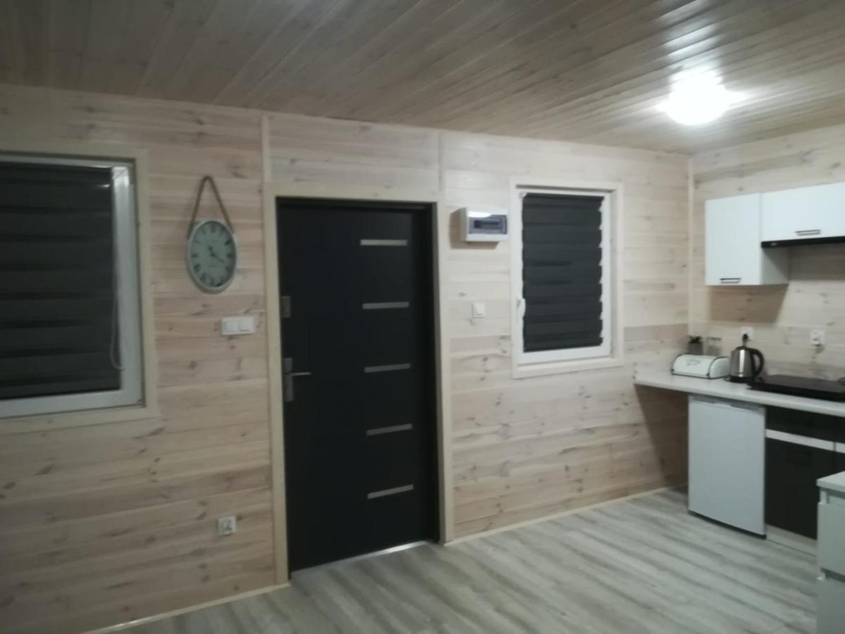 Bajkowe Chatki Rusinowo  Exterior photo